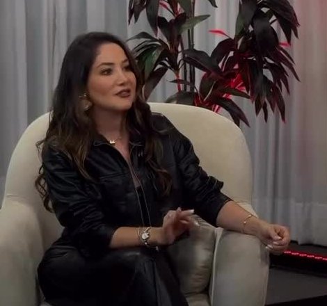 Haisa Hofmann em entrevista